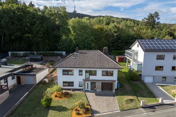Immobilie in Biebertal - Wohnen mit Charakter: Einfamilienhaus in Biebertal - Bild 1