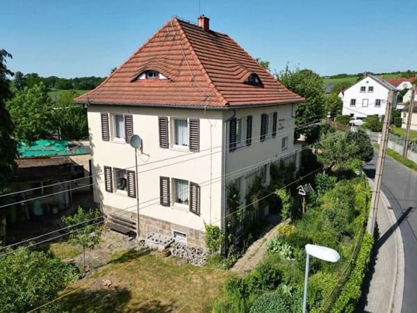 Immobilie in Radeberg - Kleine Villa freut sich, aus dem Schlaf geweckt zu werden - Bild 1
