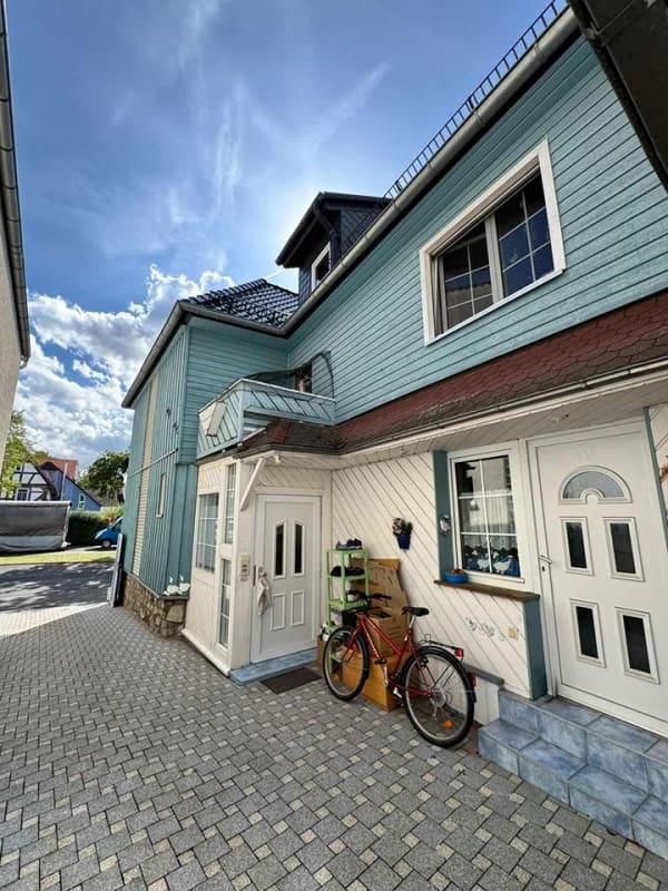 Immobilie in Langgöns - Zwei Häuser, ein Grundstück – vielseitiges Zweifamilienhaus mit großem Garten in Langgöns - Bild 3