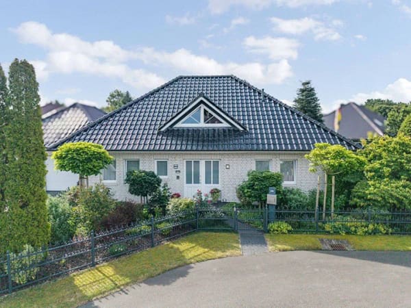Immobilie in Walchum - Ankommen im Norden - gepflegtes Einfamilienhaus in ruhiger Lage mit Wintergarten & Gartenidylle - Bild 0