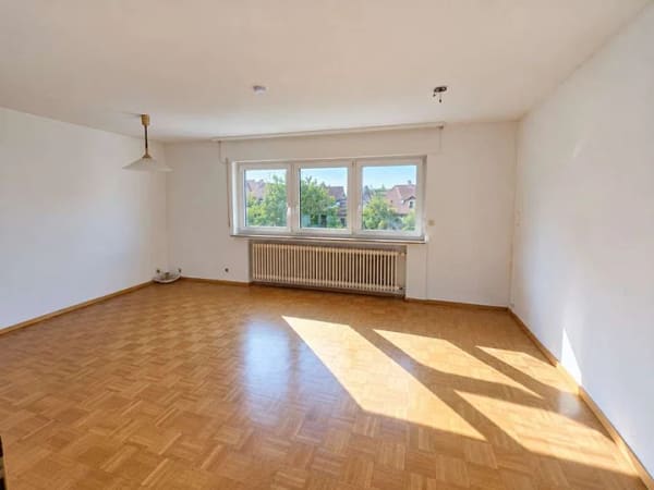 Immobilie in Bad Boll - Großzügiges Mehrgenerationenhaus mit riesigem Garten, 3 Garagen und viel Potenzial in Bad Boll - Bild 3