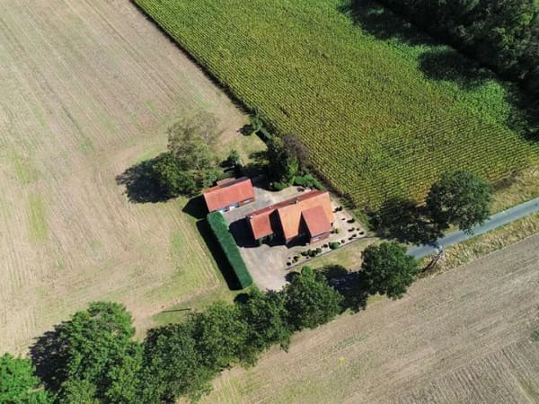 Immobilie in Warmsen - // Wohnen zwischen Feldern; gepflegtes Einfamilienhaus in Warmsen - Bild 2
