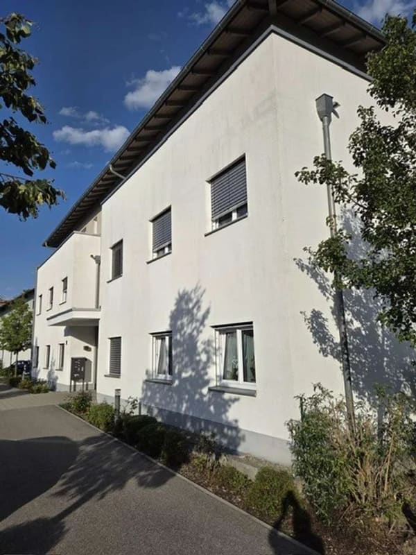 Immobilie in Mitterfels - Moderne 2-Zimmer Eigentumswohnung mit Balkon-inkl. TG-Stellplatz - Bild 0