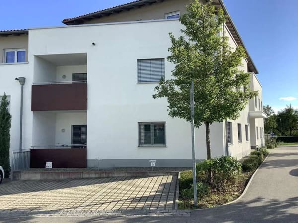 Immobilie in Mitterfels - Moderne 2-Zimmer Eigentumswohnung mit Balkon-inkl. TG-Stellplatz - Bild 1