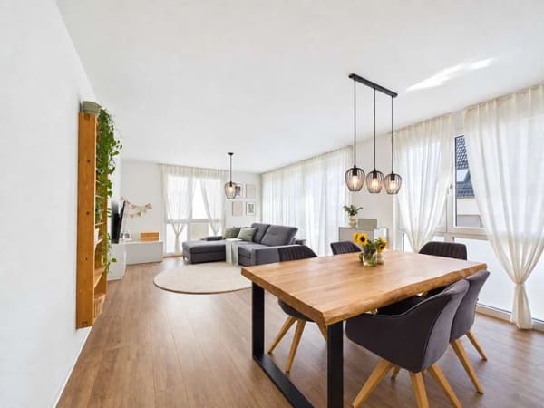 Immobilie in Deckenpfronn - Stilvoll wohnen – hochwertige 4-Zimmer-Wohnung mit Südbalkon und Designküche - Bild 3