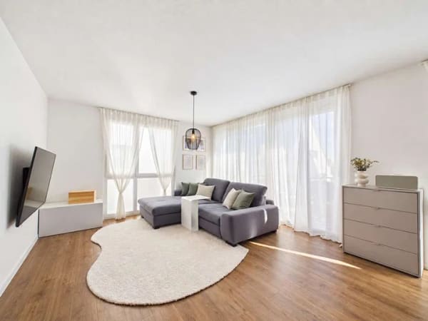 Immobilie in Deckenpfronn - Stilvoll wohnen – hochwertige 4-Zimmer-Wohnung mit Südbalkon und Designküche - Bild 4
