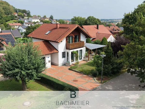 Immobilie in Marklkofen - *** Bezauberndes Einfamilienhaus in toller Lage nähe dem Stausee in Steinberg *** - Bild 0
