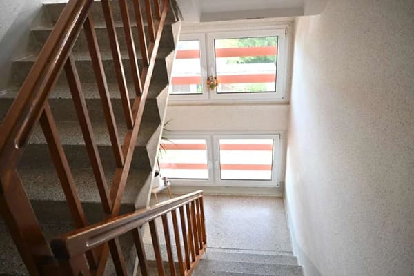 Immobilie in Lengenfeld - Preiswerte, sonnige  2-Zimmer-Wohnung  - Bild 3