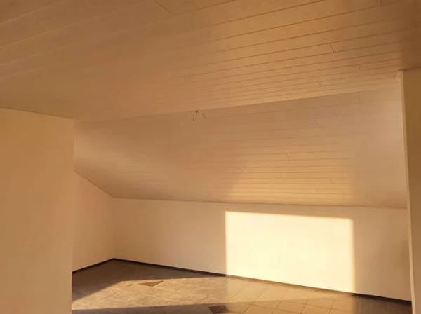 Immobilie in Walldürn - Modernisierte Dachgeschoßwohnung mit Garage in Walldürn - Bild 3