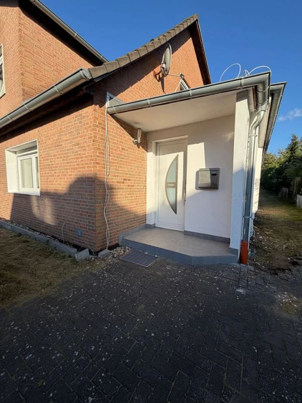 Immobilie in Wietze - Zweifamilienhaus - zwei Wohneinheiten gemeinsames  Grundstück, keine  WEG Aufteilung . - Bild 4