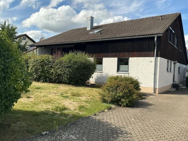 Immobilie in Langenaltheim - Großzügig wohnen in Langenaltheim – 4-Zimmer-Wohnung in ruhiger Siedlungslage - Bild 0