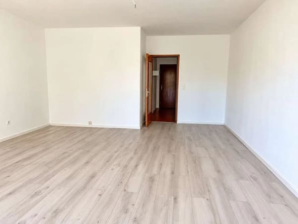 Immobilie in Prien am Chiemsee - * Eigener Garten. Chiemsee-Nähe. Viele Möglichkeiten. – Apartment in Prien - Bild 2
