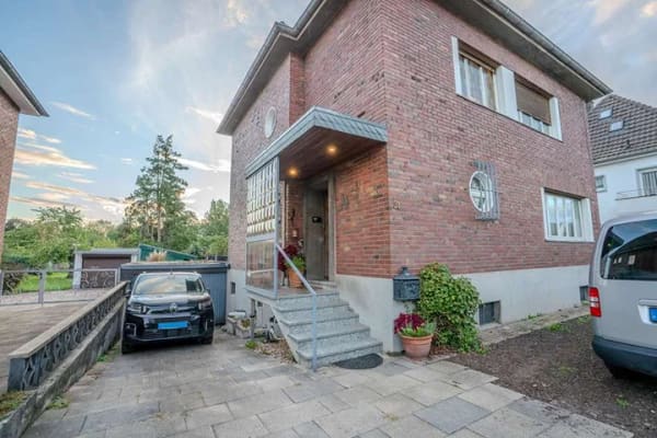 Immobilie in Jülich - Freistehende Stadtvilla in Jülich mit parkähnlichem Grundstück - Bild 3