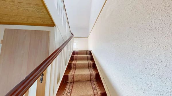 Immobilie in Sömmerda - Freistehendes Familienhaus mit 6 Zimmern und großem Garten in Sömmerda - Bild 2