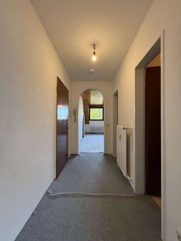 Immobilie in Baesweiler - Kapitalanlage oder perspektivische Eigennutzung | 52 m² DG-Wohnung | derzeit 638 € Kaltmiete - Bild 1