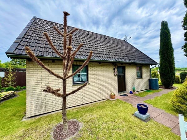 Immobilie in Rodewald - Wochenendhaus oder Hauptwohnsitz mit Garten, Terrasse und Freisitz in idyllischer Lage von Rodewald! - Bild 1