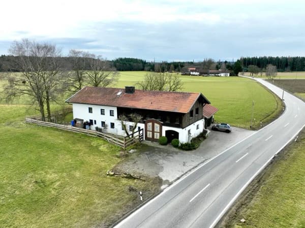 Immobilie in Taufkirchen - Tierpension: Anwesen mit großzügigen 310 m² Wohnfläche und 866 m² Grundstück - Bild 2