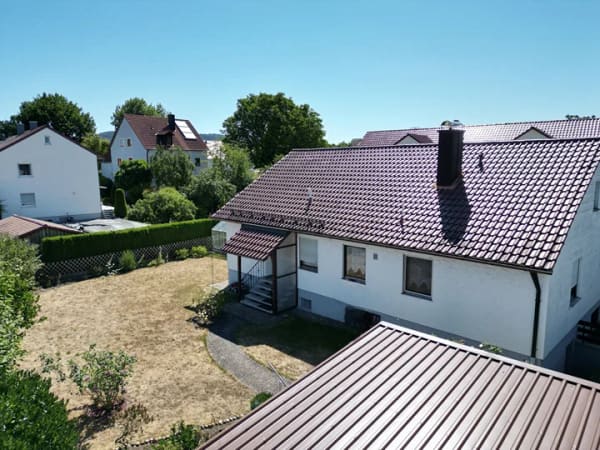 Immobilie in Freystadt - Familienfreundliches Haus mit Terrasse in Freystadt Forchheim - Bild 2
