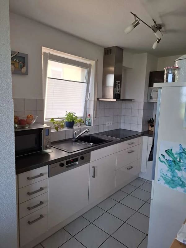 Immobilie in Hardthausen am Kocher - Helle 3,5 Zimmer Wohnung mit unverbaubarer Aussicht sucht neue Eigentümer   - Bild 1