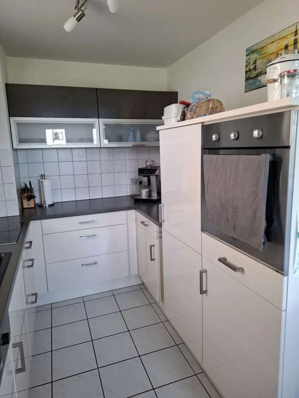 Immobilie in Hardthausen am Kocher - Helle 3,5 Zimmer Wohnung mit unverbaubarer Aussicht sucht neue Eigentümer   - Bild 2