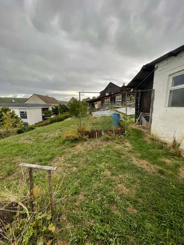 Immobilie in Schöntal - Zweifamilienhaus mit Scheune und großem Garten - Bild 4