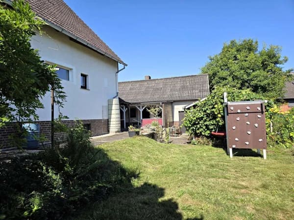 Immobilie in Vordorf - Licht, Raum & Rendite: großzügiges Einfamilienhaus mit Nebengebäude und flexiblen Mieteinnahmen - Bild 4