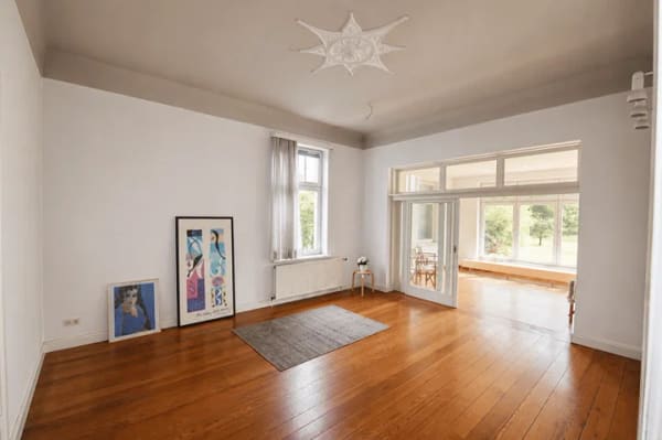 Immobilie in Bad Schwartau - Einzigartige Villa mit viel Raum zum Wohnen und Leben - Bild 2