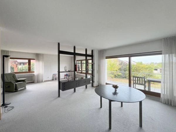 Immobilie in Löchgau - Wiesenblick! Einfamilienhaus mit Einliegerwohnung in Löchgau - Bild 1