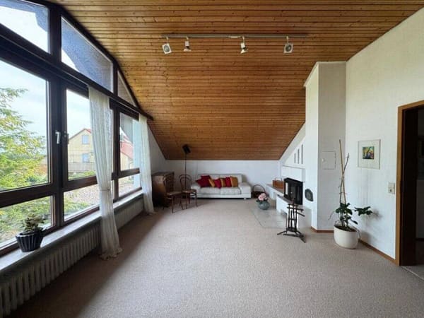Immobilie in Löchgau - Wiesenblick! Einfamilienhaus mit Einliegerwohnung in Löchgau - Bild 3