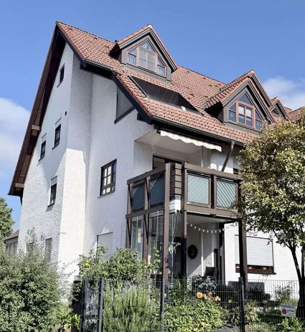 Immobilie in Kressbronn am Bodensee - Sofort einziehen: Helle 3-Zimmer-Wohnung mit Balkon und Tiefgaragenstellplatz - Bild 0