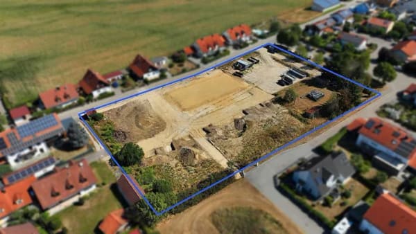 Immobilie in Langenpreising - Neubauprojekt in Berglern – individuell planbares Reihenmittelhaus im KfW-40-Standard! - Bild 1