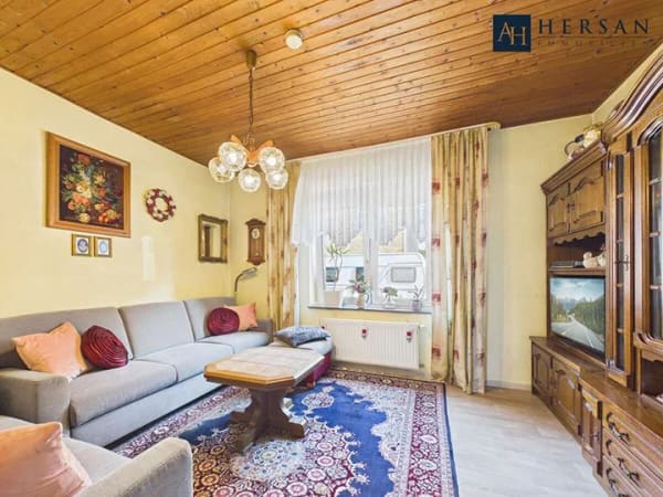 Immobilie in Alsdorf - Einfamilienhaus mit attraktiver Mehrfamilienhaus-Option - Bild 2