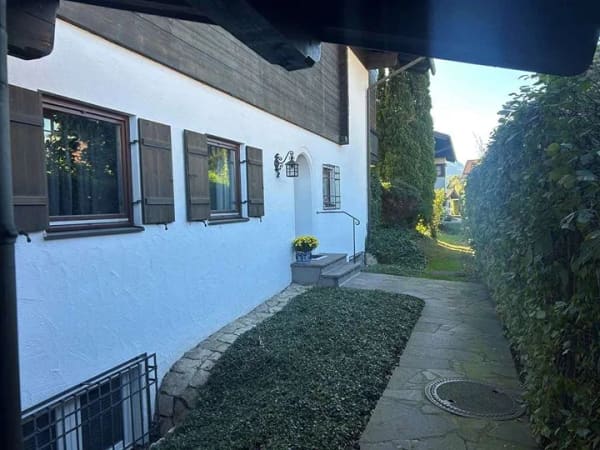 Immobilie in Grassau - Gemütliche Zweizimmerwohnung mit Erker in ruhiger Wohnlage - Bild 4