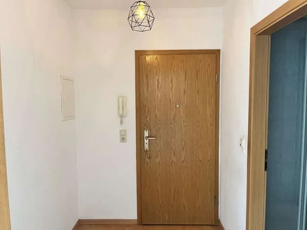 Immobilie in Hartmannsdorf bei Kirchberg - Eigentumswohnung, Wohn- Schlafzimmer, Küche, Bad, Balkon und Garage in Kirchberg/Erzg. - Bild 0