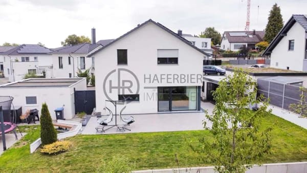 Immobilie in Eschenbach - Modernes Weber Einfamilienhaus in ruhiger Randlage – hochwertiges Wohnen in Eschenbach - Bild 1