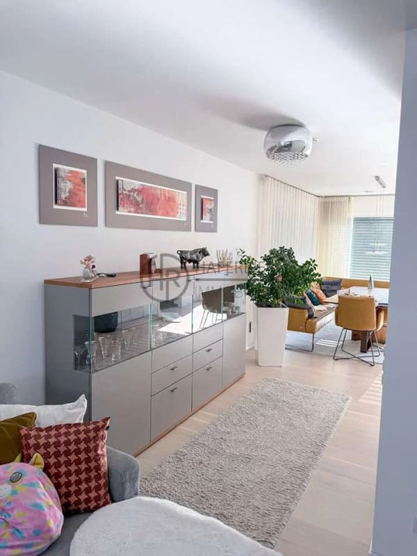 Immobilie in Eschenbach - Modernes Weber Einfamilienhaus in ruhiger Randlage – hochwertiges Wohnen in Eschenbach - Bild 4