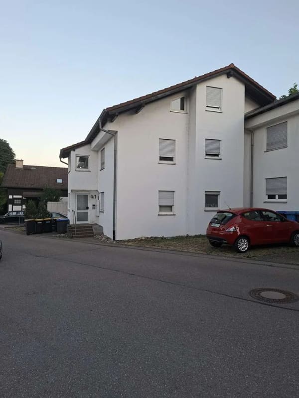 Immobilie in Abstatt - Renditestarke Kapitalanlage: Gepflegtes 6-Parteien-Haus in ruhiger Bestlage mit leerer  Wohnung - Bild 1