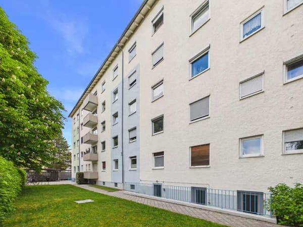 Immobilie in Ingolstadt - Sofort verfügbar zur Eigennutzung oder als Kapitalanlage - Einzelgarage & Einbauküche inklusive! - Bild 2