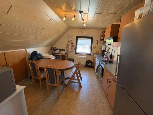 Immobilie in Hennef (Sieg) - Wohnhaus auf 700 qm Grundstück - Bild 3