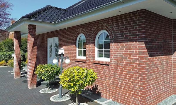 Immobilie in Wasbek - Stilvolles Familienhaus mit Wellnessbereich - Bild 1