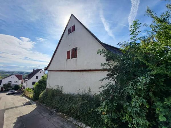 Immobilie in Unterensingen - Vielseitiges, renovierungsbedürftiges Wohngebäude mit Scheune in Unterensingen - Bild 4
