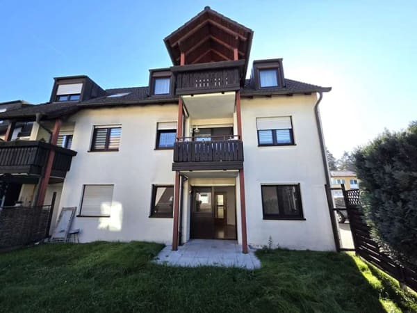 Immobilie in Feucht - ** Schöne Lage ** Schöne Wohnung **
2 Zi-EG mit Terrasse und Stellplatz - sofort bezugsfähig - Bild 3