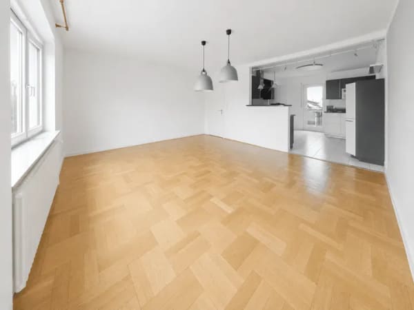 Immobilie in Achern - Altbauflair - großzügige Maisonette mit 6 Schlafzimmern, 2 Balkonen & Gartenanteil - Bild 2