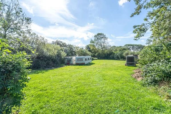 Immobilie in Wangerland - Renovierungsbedürftig mit guter Substanz - Einfamilienhaus auf großem Grundstück im Wangerland - Bild 4