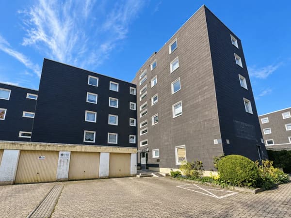 Immobilie in Bad Driburg - ***Attraktive 4 Zimmer Wohnung in zentraler Lage*** - Bild 0