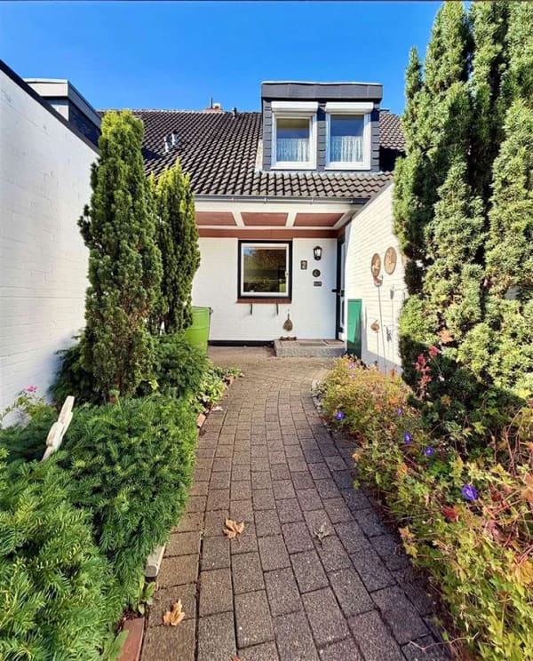 Immobilie in Altenholz - Bezugsfreies Reihenendhaus mit Balkon, Terrasse, Garage uvm. // Ebereschenweg, Altenholz - Bild 3
