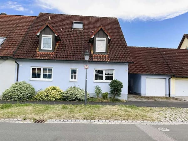 Immobilie in Schwebheim - Einfamilienhaus mit 174 m² Wohnfläche in Schwebheim - Bild 0