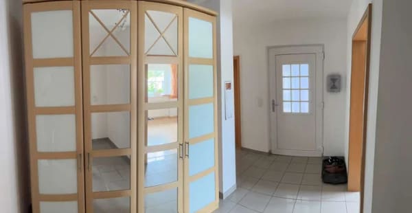 Immobilie in Schwebheim - Einfamilienhaus mit 174 m² Wohnfläche in Schwebheim - Bild 2