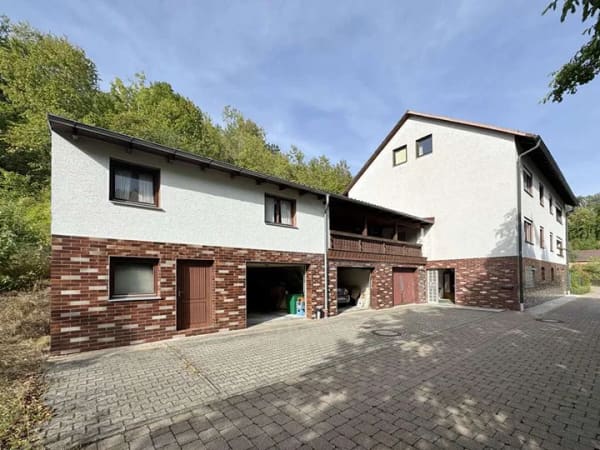 Immobilie in Buttenheim - Sonnenverwöhntes Zweifamilienhaus mit tollem Ausblick und Ausbaupotenzial in Buttenheim/Tiefenhöchst - Bild 4