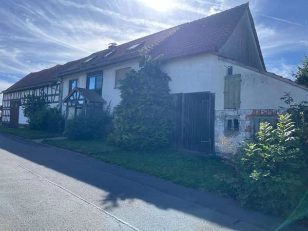 Immobilie in Freiensteinau - Raum für Familie, Handwerk & Tiere: Landleben nach eigenen Vorstellungen - Bild 2